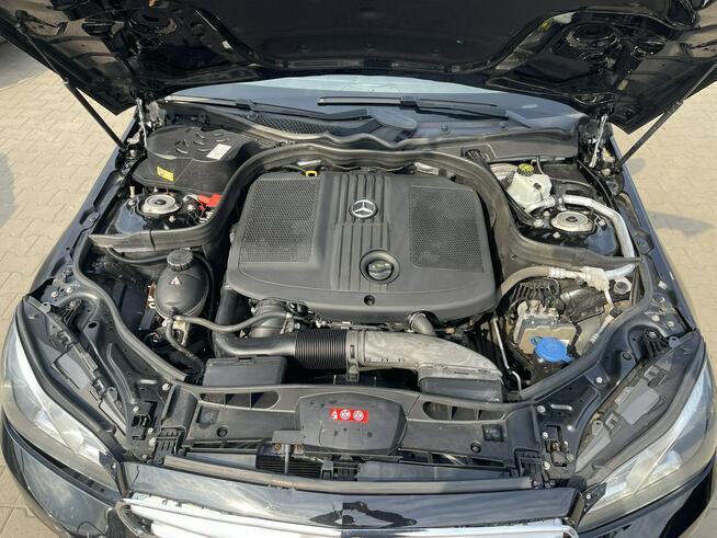 Mercedes E 200 HAK Automat Skóra Podgrzewanie Czujniki park.