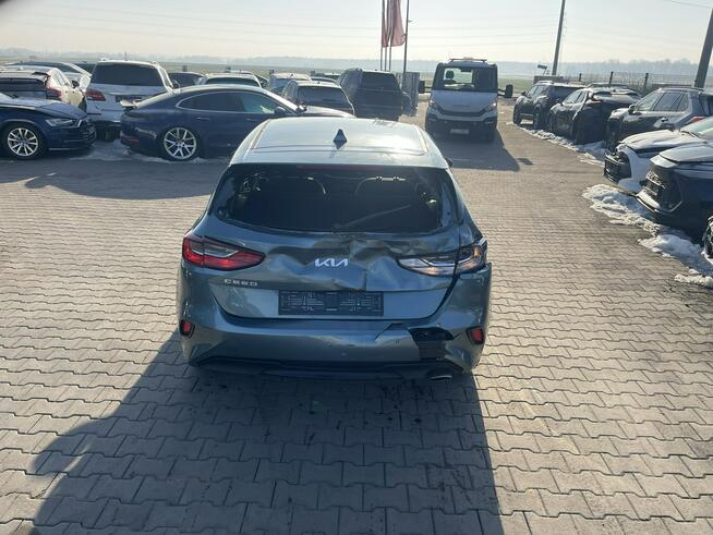 Kia Cee'd Podgrzewanie Kamera Line Asist