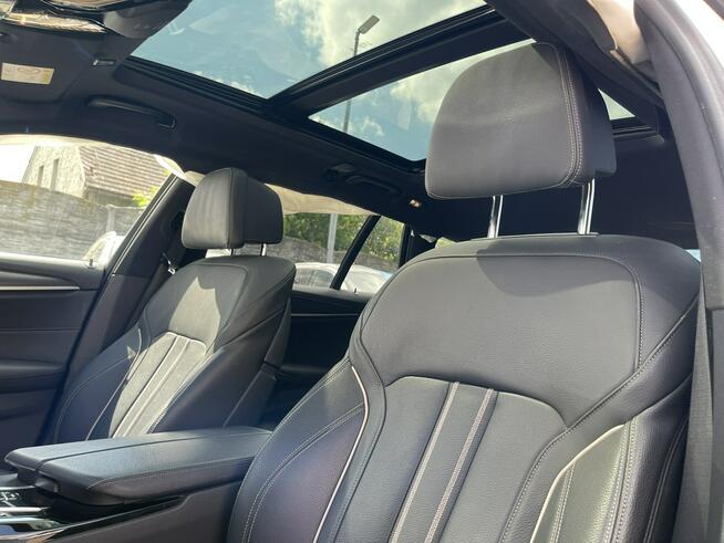 BMW 520 Mpakiet XDrive mHEV Skóra Kamera Pamięć Panorama HAK 190KM