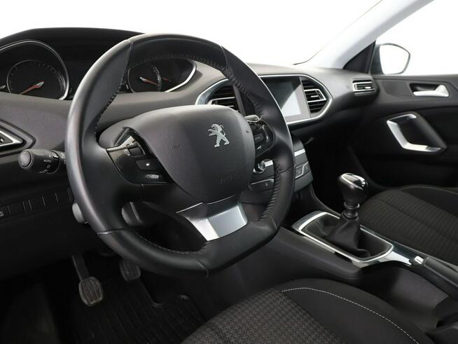 Peugeot 308 klima auto tempomat ACC kamera i czujniki parkowania