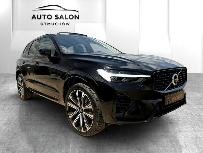 Volvo XC 60 RECHARGE panorama 4x4 kamery 360 acc blis PNEUMAT skora hak MAX OPCJA