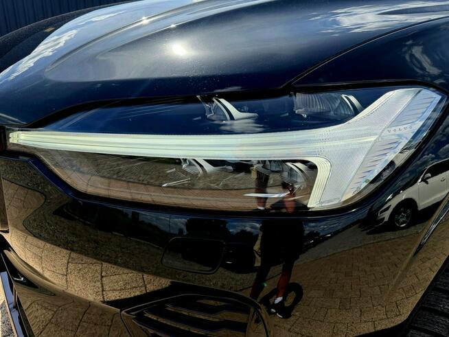 Volvo XC 60 RECHARGE panorama 4x4 kamery 360 acc blis PNEUMAT skora hak MAX OPCJA