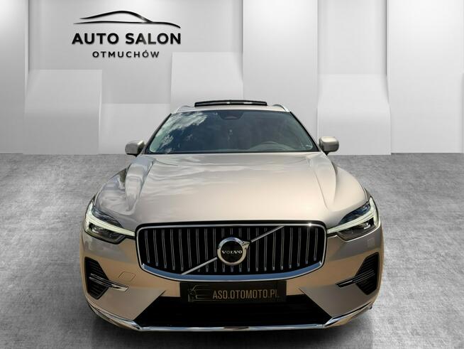 Volvo XC 60 RECHARGE panorama 4x4 kamery 360 acc blis head up skora hak MAX OPCJA