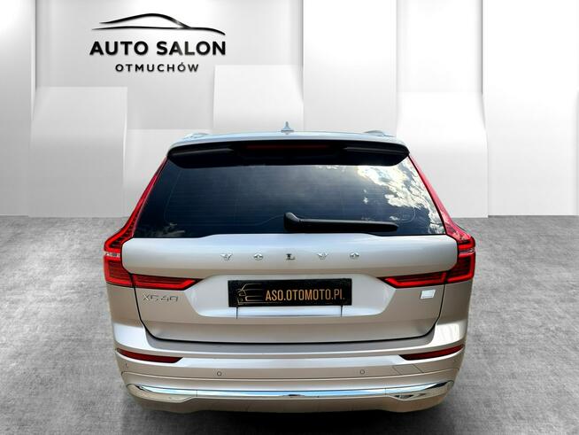 Volvo XC 60 RECHARGE panorama 4x4 kamery 360 acc blis head up skora hak MAX OPCJA