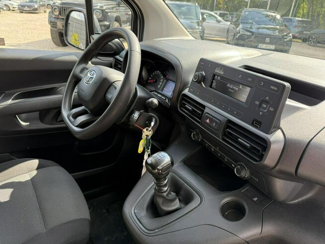 Toyota Proace City 1.5 D-4D Long 2,4t Acitve 130KM, Salon PL, Serwis, Iwł, FV23%