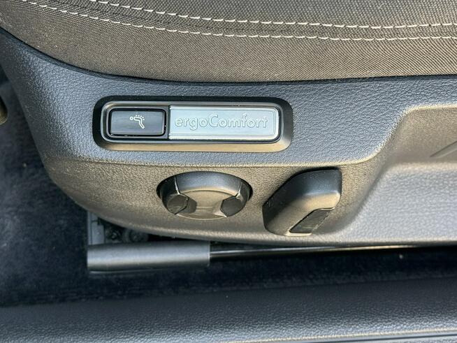 Volkswagen Passat 2.0TDI 150KM/Navi/ACC/PDC/Pod.Fotele/Serwis/Alufelgi/Serwis/Alu