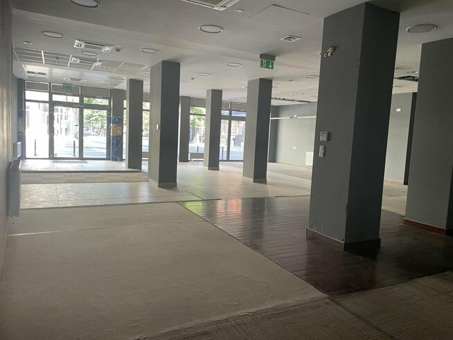 Lokal Handlowy/Usługowy Budynek Radisson Garbary