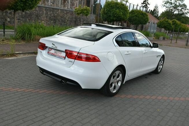 Jaguar XE 25T 2.0T 250KM 2018r. Skóra Panorama