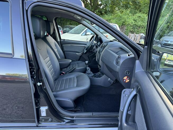 Dacia Duster 1.2TCe-125km-4WD-Serwisowany-Bezwypadkowy-Skóry-Navi-Kamera-PDC-ALU
