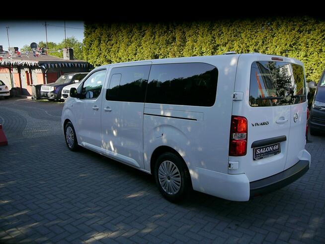 Opel Zafira Długi 9os Navi Led Stan b.dobry bezwypadkowy z Niemiec Gwarancja 12mc