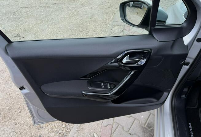 Peugeot 208 1,2 82ps*Bezwypadkowy-ORYGINAŁ*Tablet*PDC*Klima*Serwis*Mega-Zadbany*