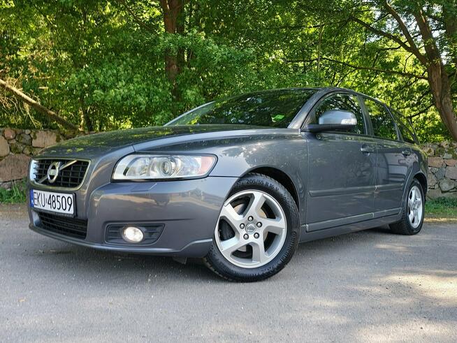 Volvo V50 1.6D#115KM#GrzaneFotele#Climatr#Navi##Skóry#Serwis