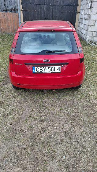 Syndyk sprzeda udział 1/2 w prawie własności Ford Fiesta