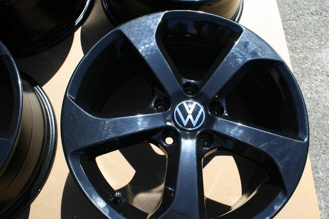 Golf V VI VII VIII Touran 5x112 17 Oryginał 5G0601025BG