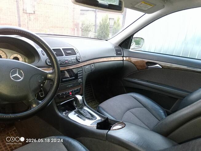 Sprzedam Mercedesa w 211