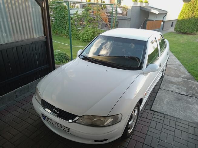 Opel Vectra B 1.8, benzyna, 115 KM