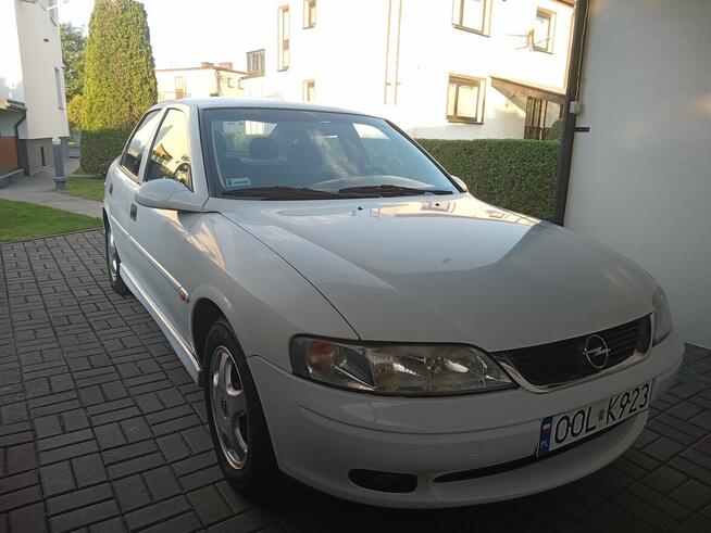 Opel Vectra B 1.8, benzyna, 115 KM