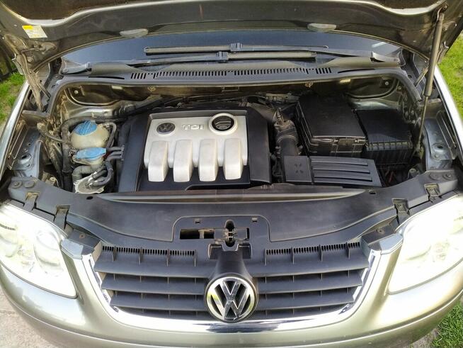 VW Touran 1.9 TDI 2004 rok