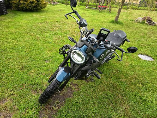 Motocykl Zontes G1
