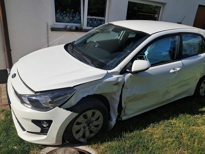 Kia Rio 2020 r, powypadkowa na sprzedaż