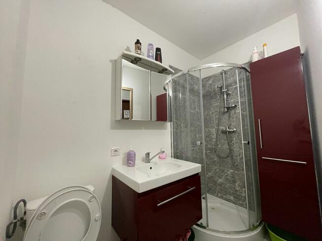 Na sprzedaż bliźniak o powierzchni 191 m², 13 pokoi Wrocław