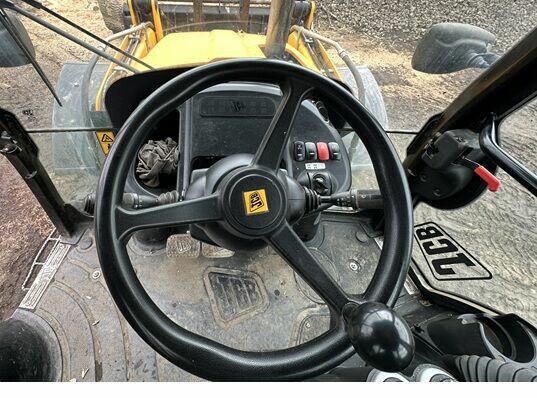 KOPARKO-ŁADOWARKA JCB 3CX SUPER