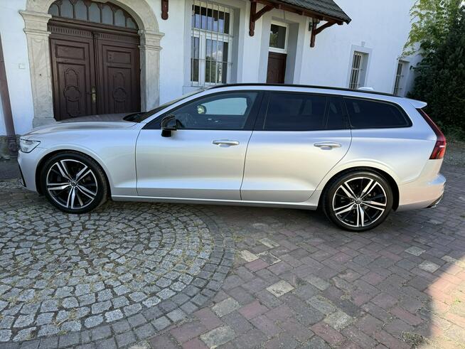 Volvo V60 2.0 190KM R-Design Serwis ASO 19" Pełny pakiet Bezwypadkowy