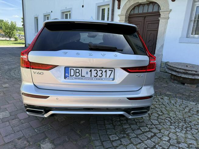 Volvo V60 2.0 190KM R-Design Serwis ASO 19" Pełny pakiet Bezwypadkowy