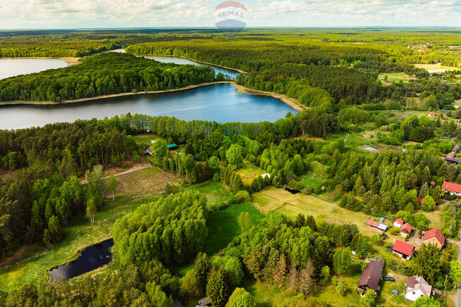 Działka 2166 m² z widokiem na jezioro i WZ