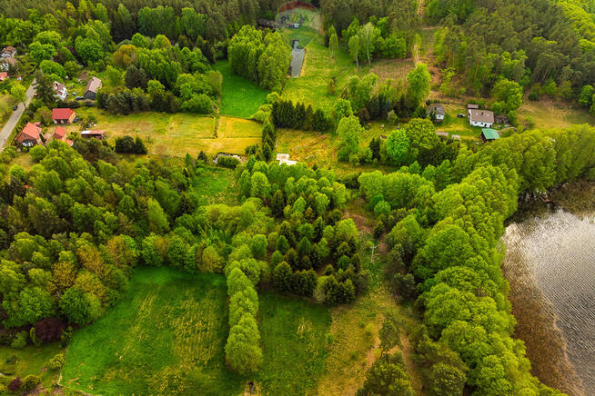 Działka 2166 m² z widokiem na jezioro i WZ