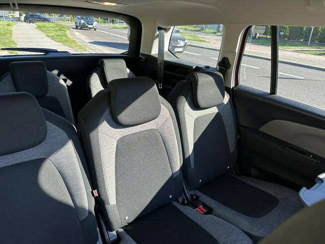 Citroen C4 Grand Picasso Wymieniony rozrząd, 7 m, klimatronic, kamera, LED dzienne, hak, nawig.