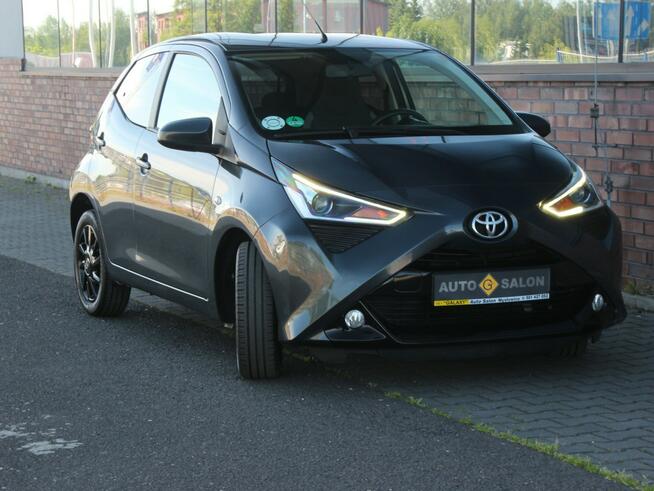 Toyota Aygo Navi*Klimatronik*GrzaneFotele*Kamera*Esp*Led*BT*Alu*Android*GwarVGS