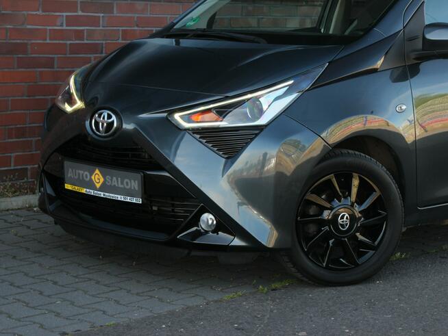 Toyota Aygo Navi*Klimatronik*GrzaneFotele*Kamera*Esp*Led*BT*Alu*Android*GwarVGS
