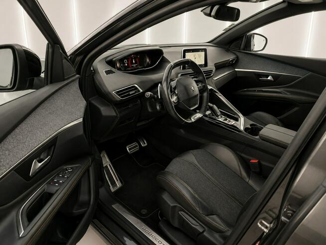 Peugeot 3008 1.6 benzyna*automat*GT-line*nawigacja*czarny sufit*panorama*100% orygi