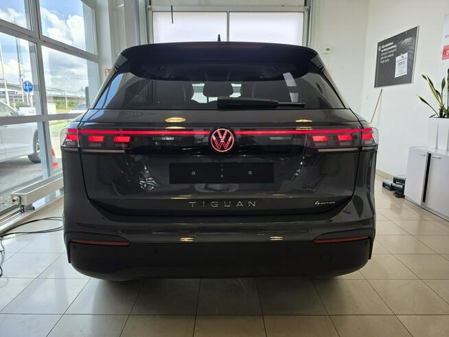 Volkswagen Tiguan Life Plus 2.0TSI 204KM automat DSG 4MOTION Obręcze 18"