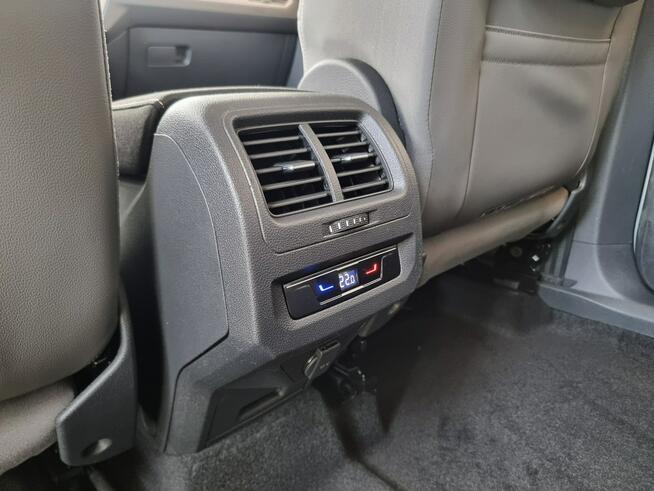 Volkswagen Touran Comfortline Plus 1.5 TSI 150 KM automat DSG Jasna tapicerka
