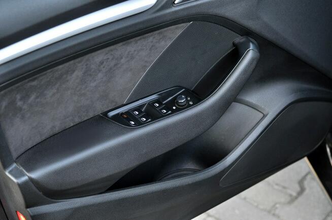 Audi A3 Xenon Ledy Alcantara Grzana Navi Panorama Dach Full Opcja