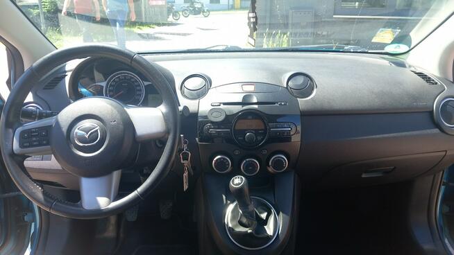 Mazda 2 1.4 75 kM, bogata wersja, pełen serwis