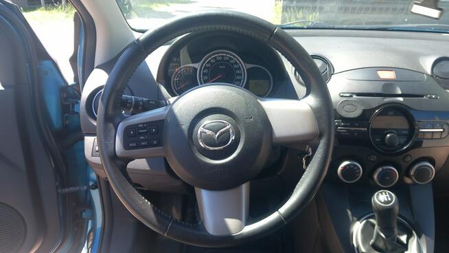 Mazda 2 1.4 75 kM, bogata wersja, pełen serwis