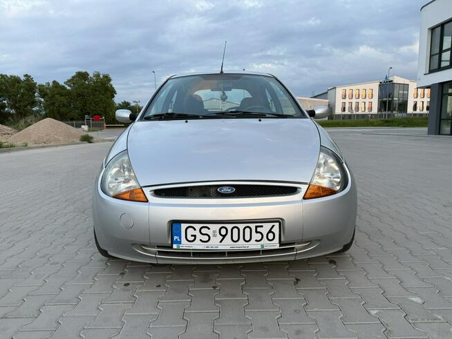 Ford KA 2001 1.3 benzyna 60km długie opłaty wielosezonowe opony
