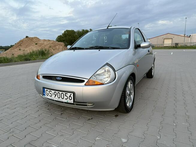 Ford KA 2001 1.3 benzyna 60km długie opłaty wielosezonowe opony