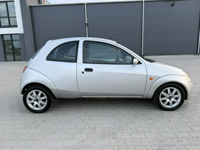 Ford KA 2001 1.3 benzyna 60km długie opłaty wielosezonowe opony