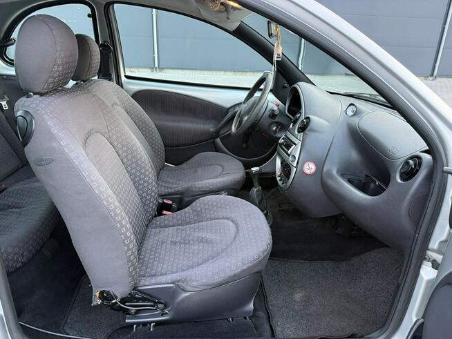 Ford KA 2001 1.3 benzyna 60km długie opłaty wielosezonowe opony