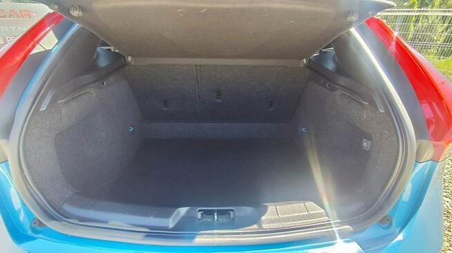 Volvo V40 R Design Xenon Navi Skóry Gwarancja
