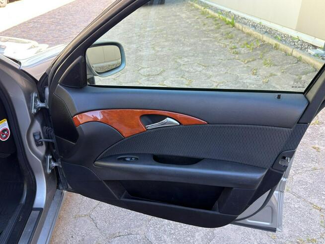 Mercedes E 220 E220 CDI 170km Lift Parktronic Kamera Hak