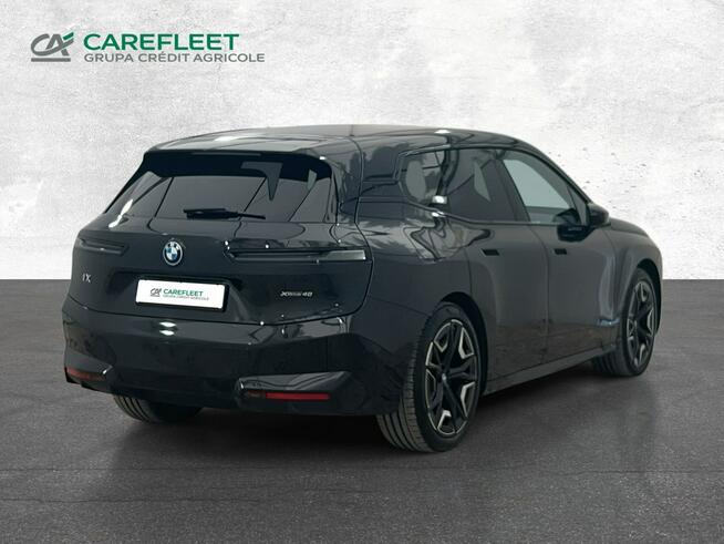 BMW iX xDrive40