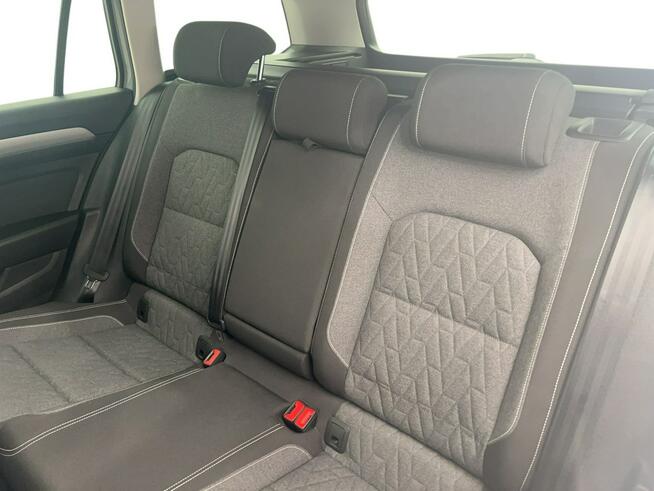 Volkswagen Passat 1.5 TSI EVO Business DSG Kombi