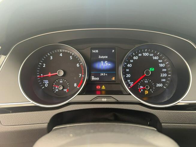 Volkswagen Passat 1.5 TSI EVO Business DSG Kombi