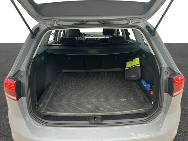 Volkswagen Passat 1.5 TSI EVO Business DSG Kombi