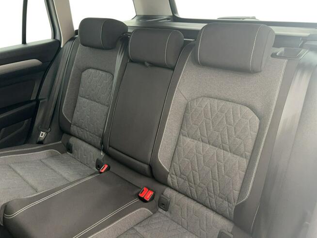 Volkswagen Passat 1.5 TSI EVO Business DSG Kombi